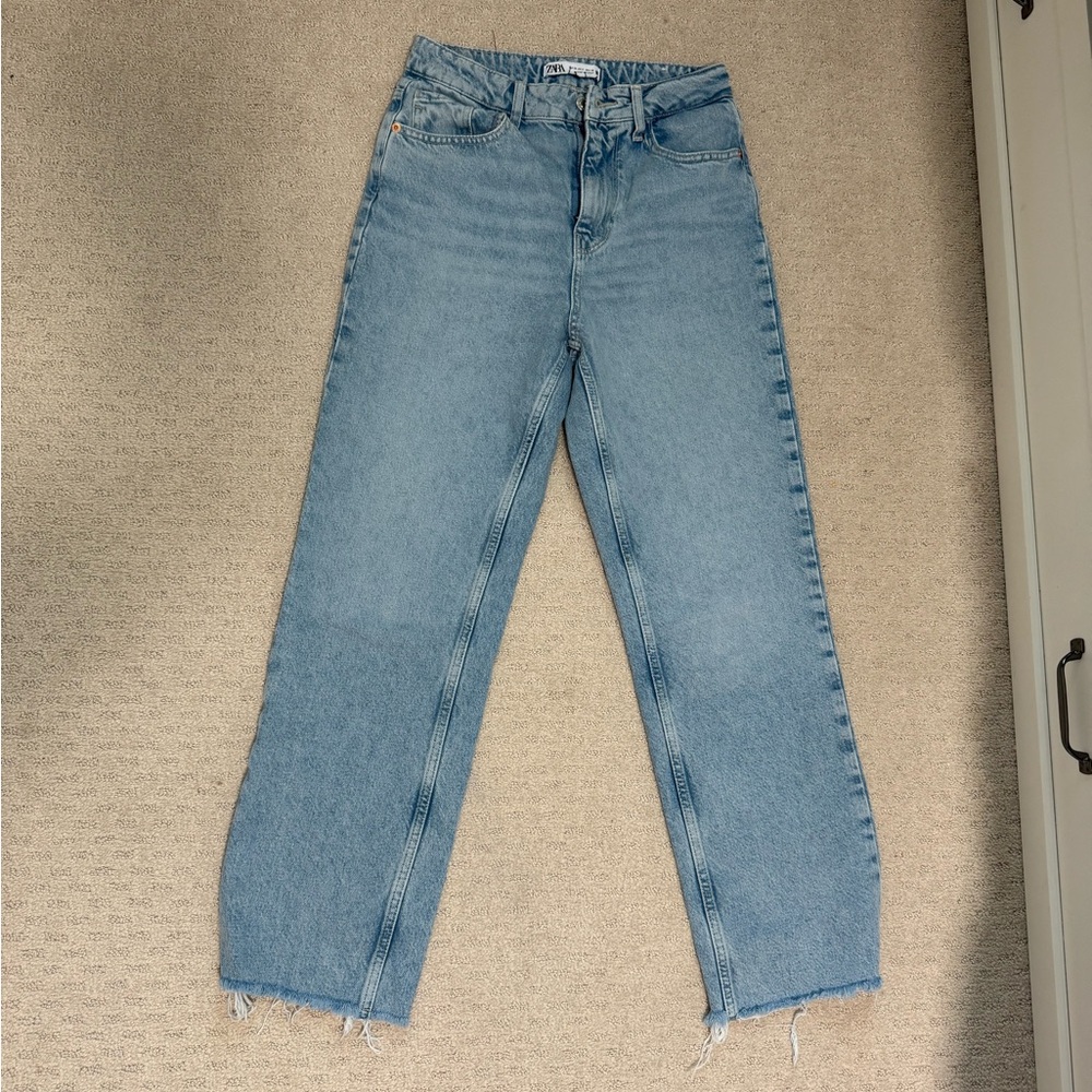 Women's Light Blue Jeans